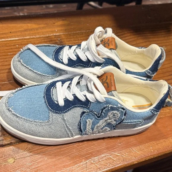 Sam Edelman Blue and White Casual Sneakers - Picture 1 of 9